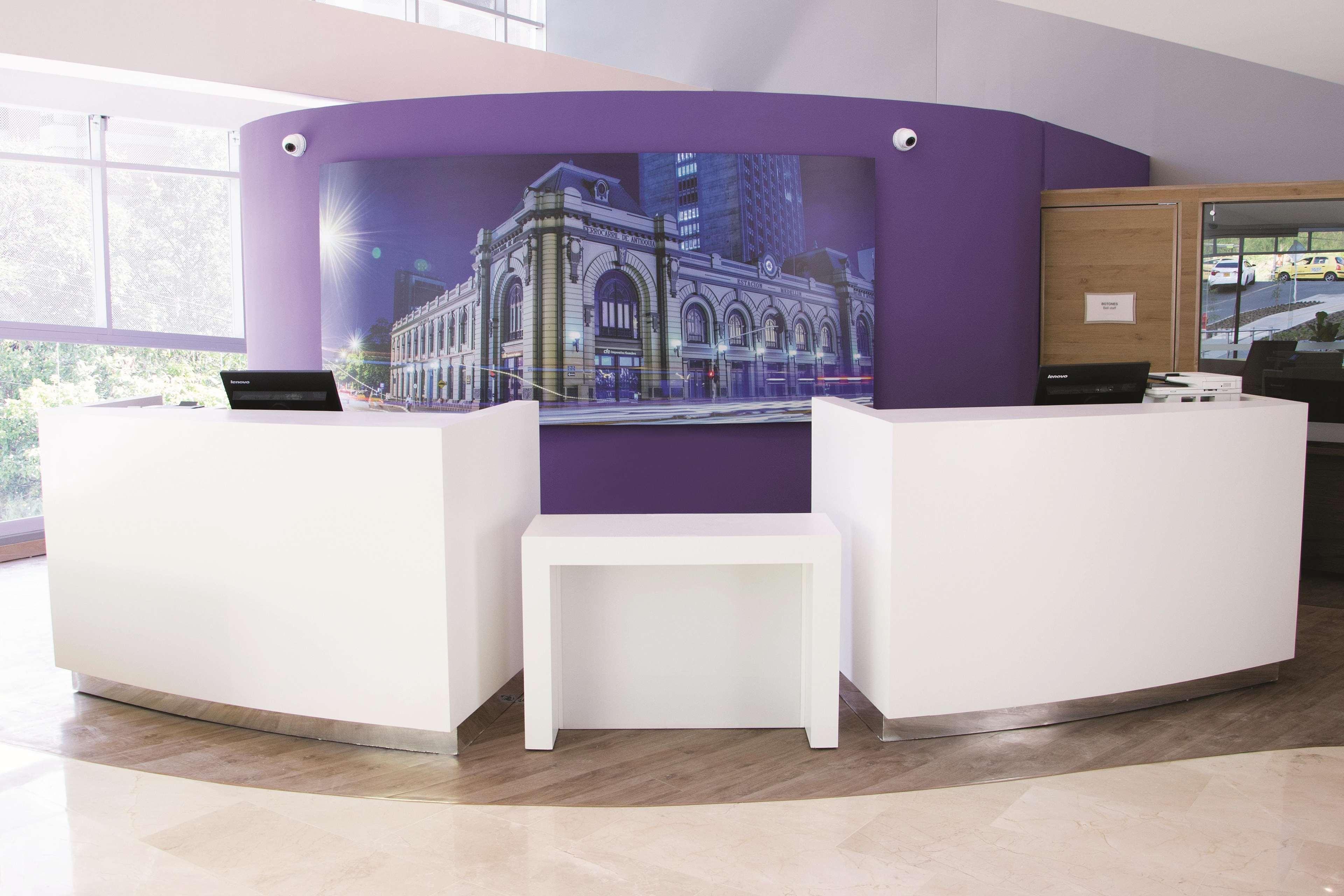 La Quinta By Wyndham Medellin Otel Dış mekan fotoğraf