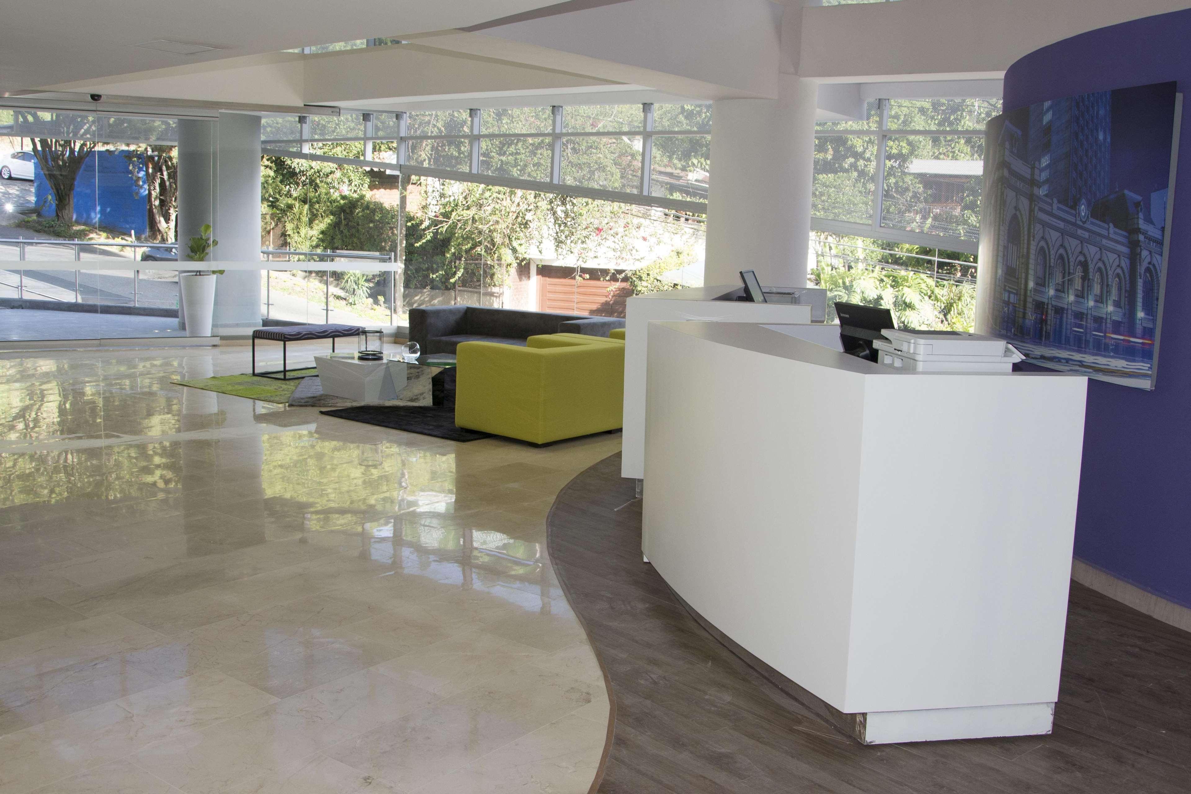 La Quinta By Wyndham Medellin Otel Dış mekan fotoğraf