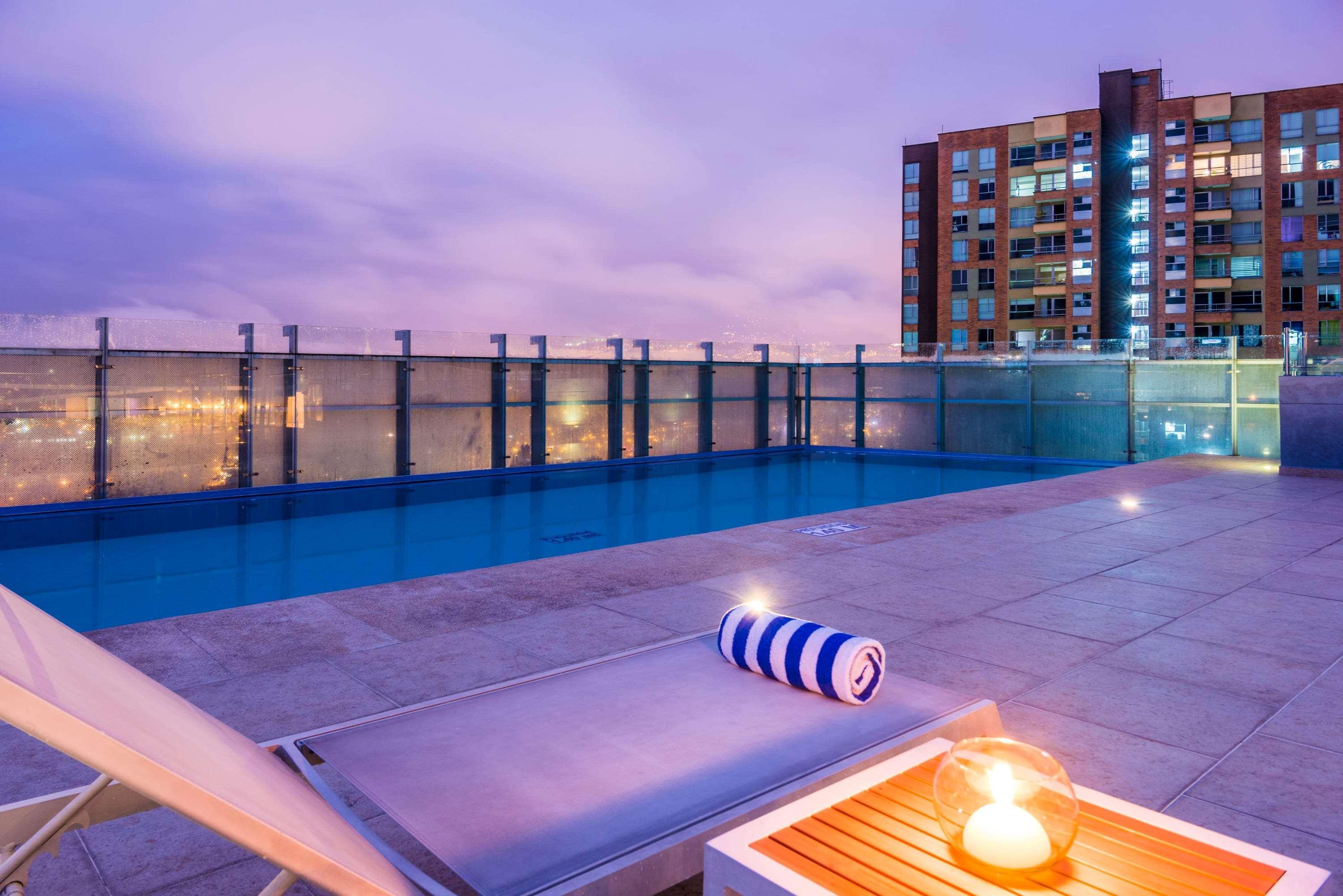 La Quinta By Wyndham Medellin Otel Dış mekan fotoğraf