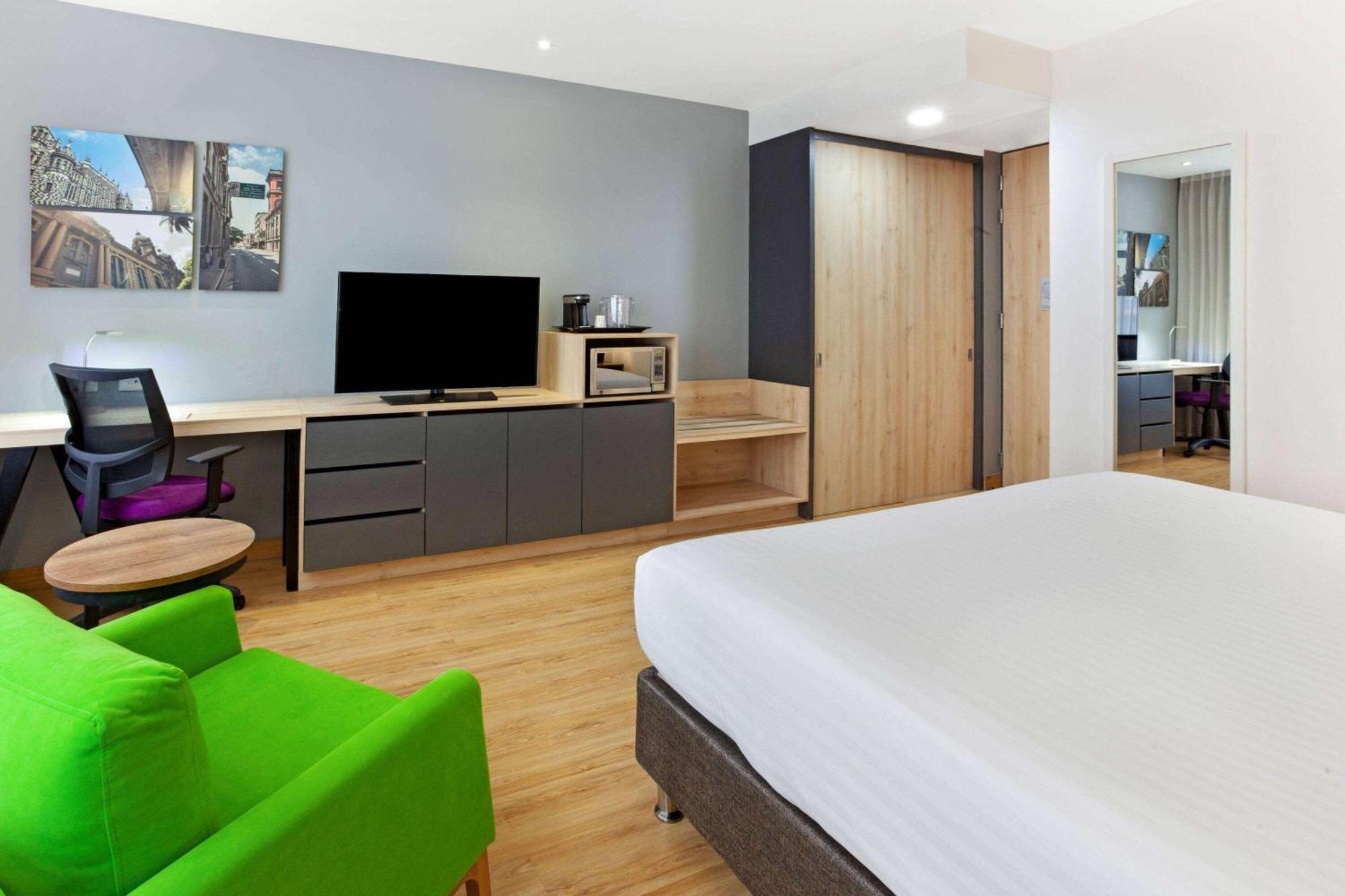La Quinta By Wyndham Medellin Otel Dış mekan fotoğraf